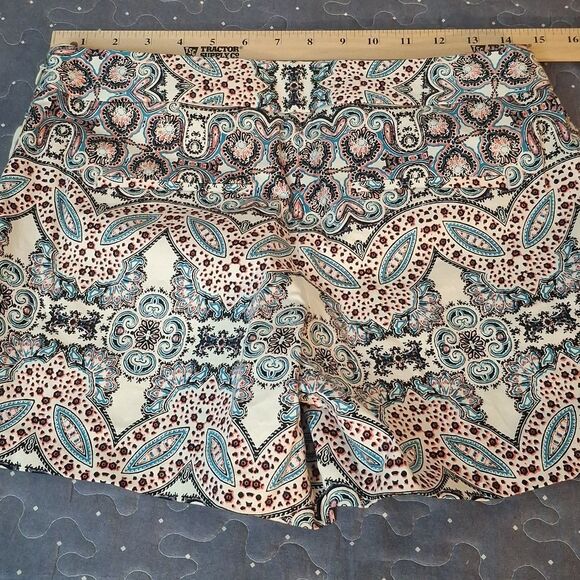 Express Patterned Women's Shorts size 2 - Picture 5 of 6